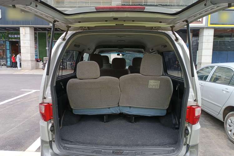 Used JAC Refine 2012 1.9T Shuttle Diesel Comfort Version HFC4DB1-2C
