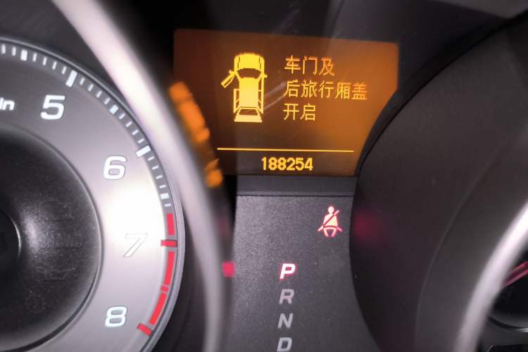 Used Acura MDX 2010 3.7 Comfort Edition Odometer Close Up