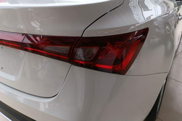 Used MG GT 2016 1.5L Automatic Value-Added Luxury Edition