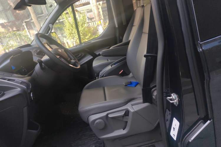 Used Ford Tourneo Custom 2020 Revised Version 2.0T Automatic Elite Edition