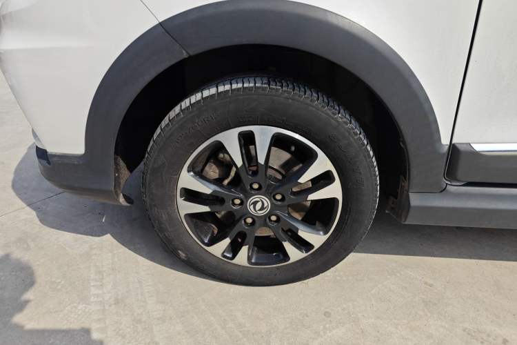 Used Dongfeng Fengon 370 2018 S370 1.5L CVT Luxury 7-Seater