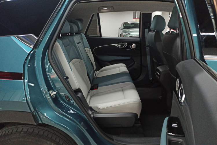 Used AION V 2023 Plus 70 Smart Enjoyment Seven-Seater Edition Ternary Lithium
