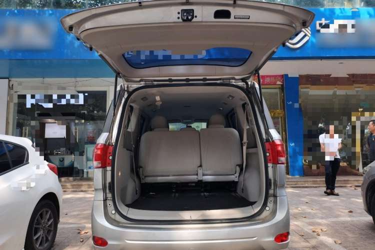 Used SAIC MAXUS G10 2014 2.0T Automatic Elite Edition
