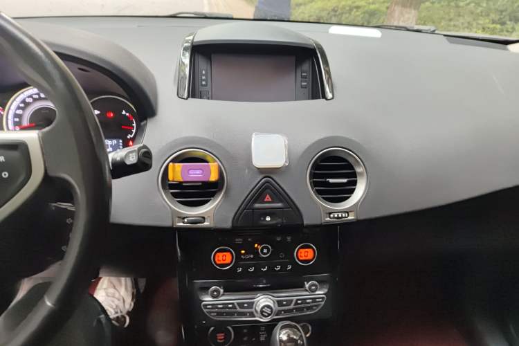 Used Renault Koleos 2015 2.5L 4x4 Comfort Edition