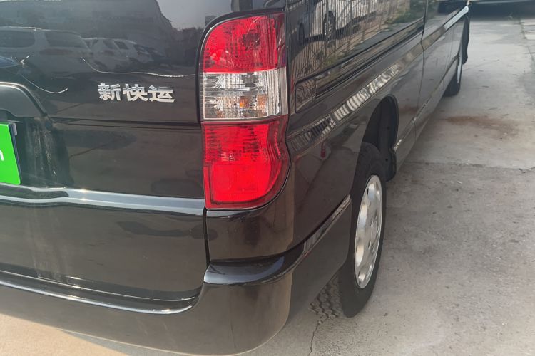 Used Jinbei Express 2018 2.0L Standard Version V19