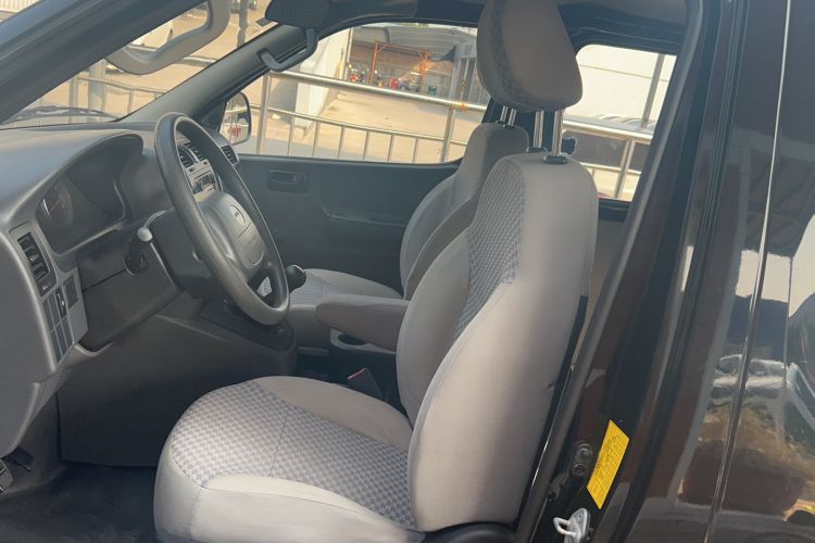 Used Jinbei Express 2018 2.0L Standard Version V19