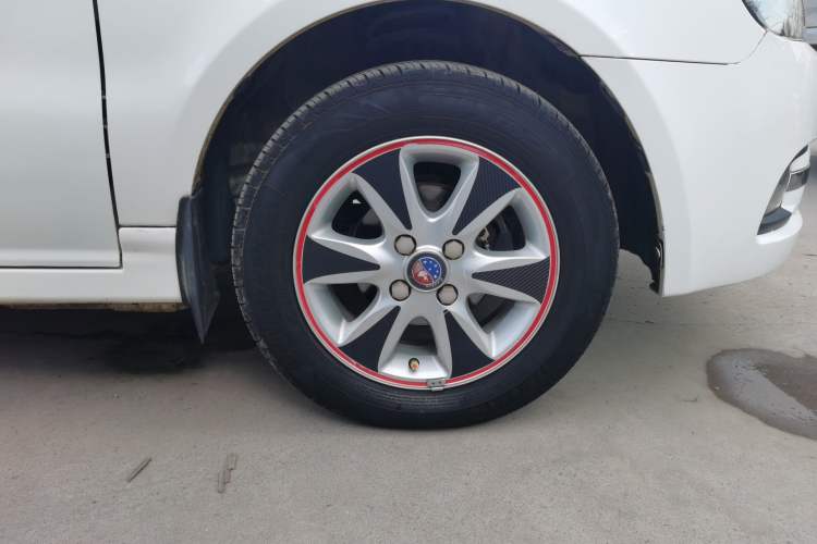 Used Geely Auto SC3 2012 1.3L Comfort Version Right Front Wheel Hub