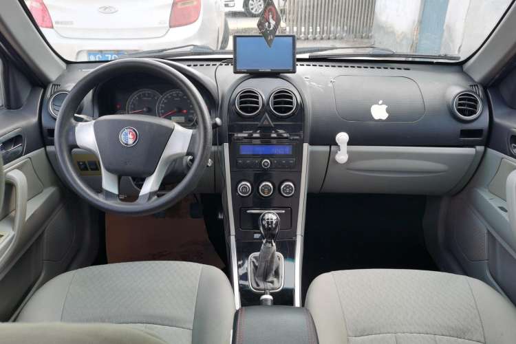 Used Geely Auto SC3 2012 1.3L Comfort Version Center Console