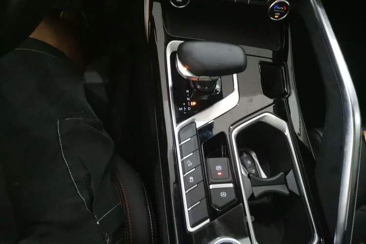 Used Geely Auto Monjaro S 2021 2.0TD DCT Two-Wheel Drive Lightning Edition
