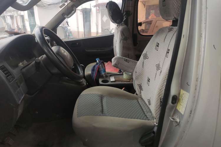 Used Jinbei Express 2017 2.0L Standard Version V19