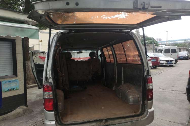 Used Jinbei Express 2017 2.0L Standard Version V19