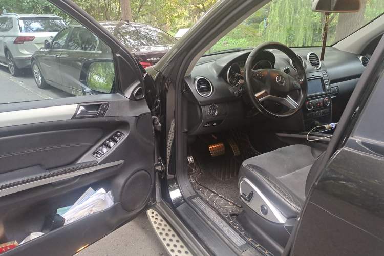 Used Mercedes-Benz M-Class 2008 ML 350 4MATIC Dynamic Model Driver Seat