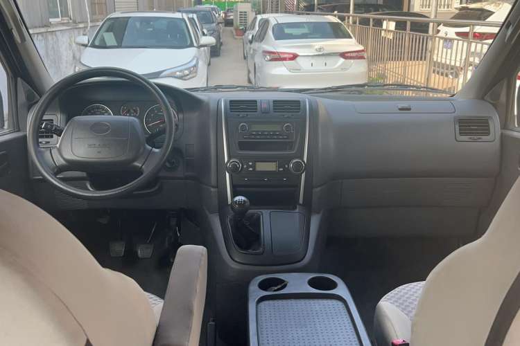 Used Jinbei Express 2018 2.0L Standard Version V19