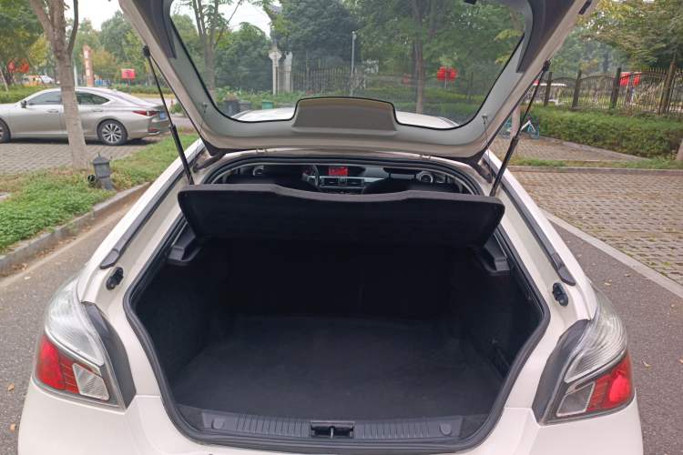 Used MG 6 2013 Hatchback 1.8L Automatic Drive Value Edition