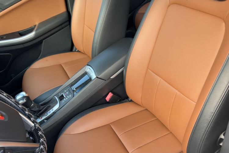 Used Roewe e550 2016 Deluxe Edition
