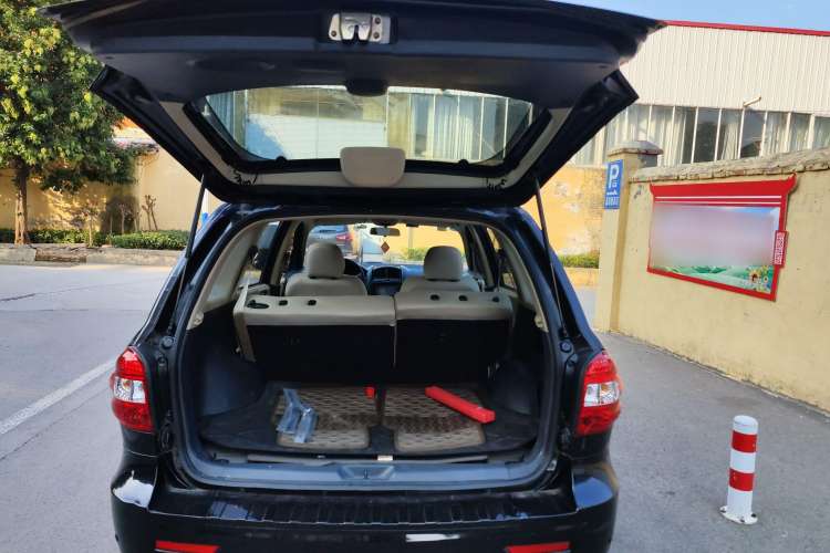 Used Huatai Santa Fe Classic 2012 2.0T Diesel Manual Two-Wheel Drive Hurricane Version
