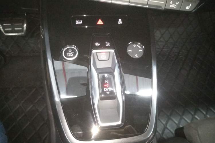 Used Audi Q4 e-tron 2023 50 e-tron quattro Creation Edition