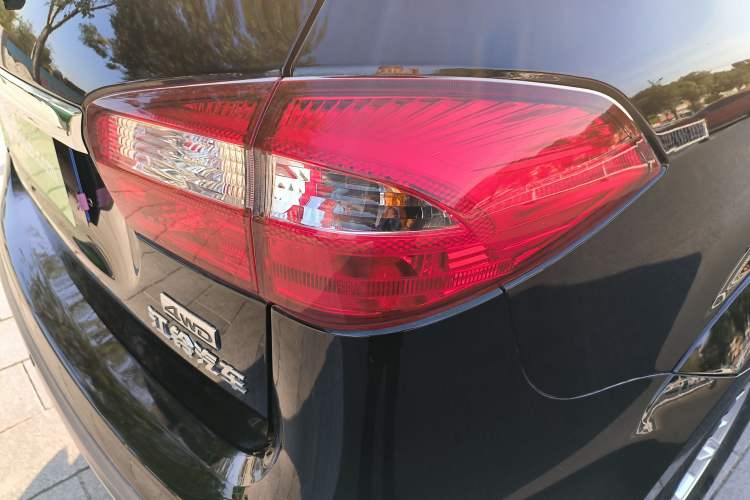 Used JMC Yusheng S350 2016 2.0T Automatic All-Wheel Drive Gasoline Luxury Edition 5 Seats