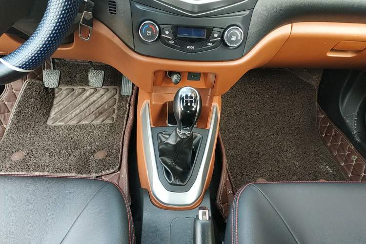 Used Geely Auto Diamond 2016 1.5L Manual Elite Edition