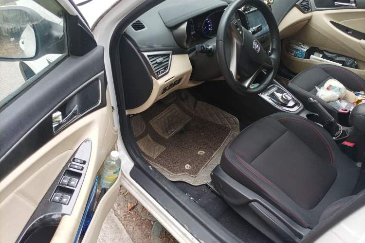 Used CHANGAN Eado New Energy 2018 EV300 Enjoyment Model Driver Seat