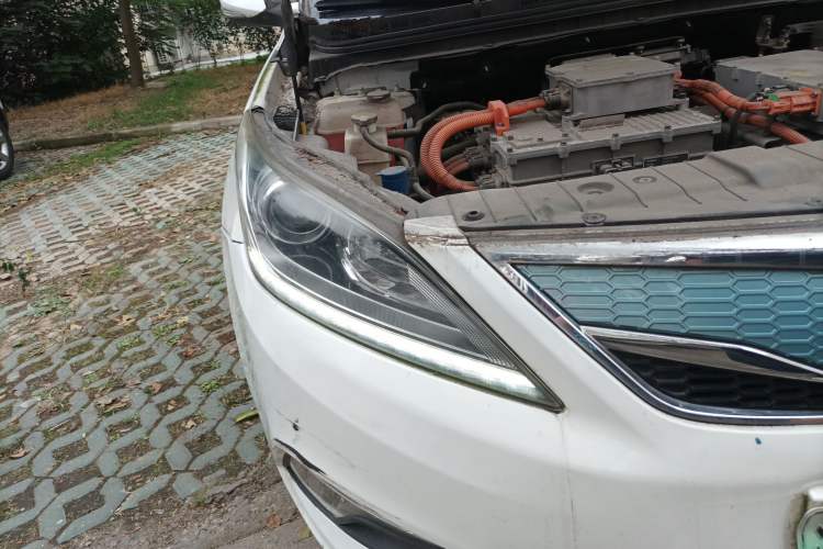 Used CHANGAN Eado New Energy 2018 EV300 Enjoyment Model Right Front Headlight