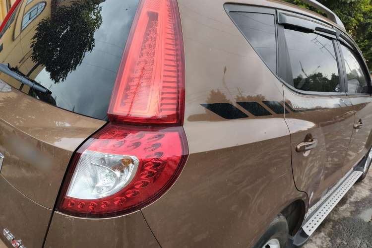 Used Geely Auto GX7 2013 2.0L Automatic Prestige Edition
