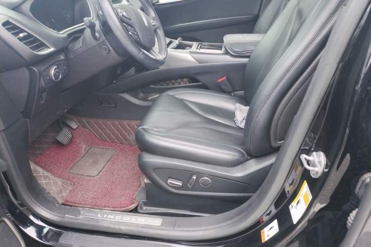 Used Lincoln MKX 2017 2.0T Two-Wheel Drive Deluxe Edition