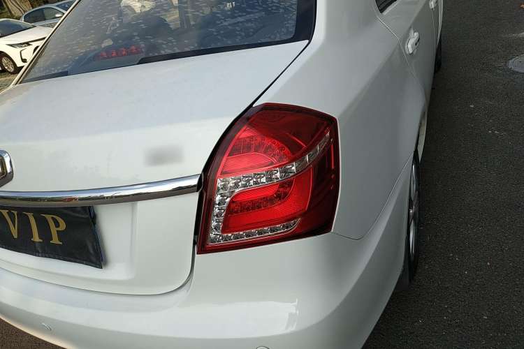 Used Geely Auto Diamond 2016 1.5L Manual Elite Edition