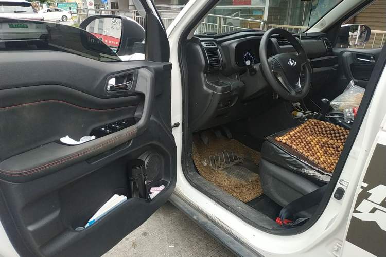 Used CHANGAN OSHAN X70A 2020 1.5L Manual Standard Edition