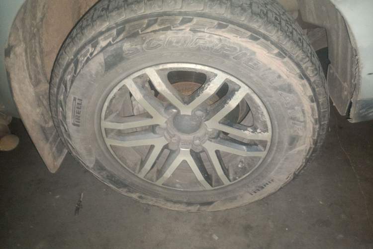 Used JAC T6 2018 2.0T Diesel China V Standard Four-Wheel Drive Luxury Version with Extended Wheelbase HFC4DB2-1D1