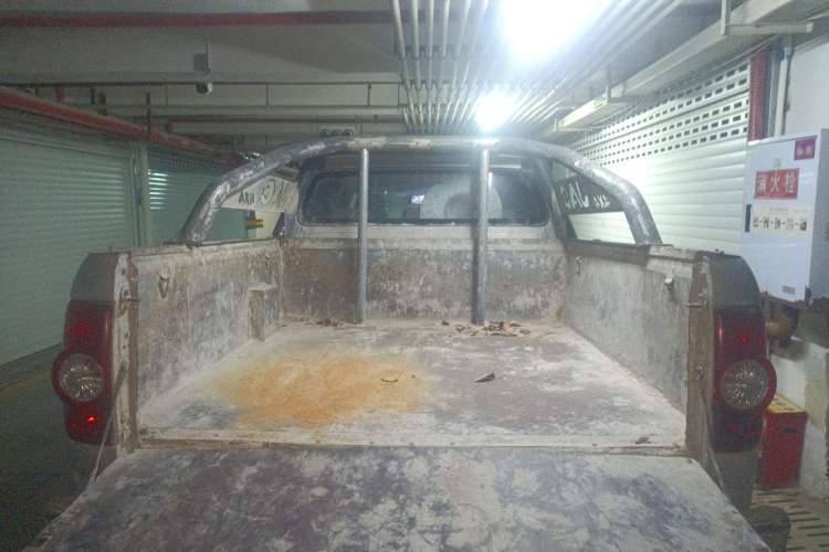 Used JAC T6 2018 2.0T Diesel China V Standard Four-Wheel Drive Luxury Version with Extended Wheelbase HFC4DB2-1D1