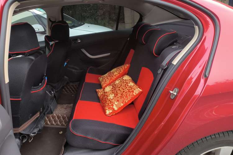 Used Peugeot 408 2011 2.0L Manual Luxury Edition
