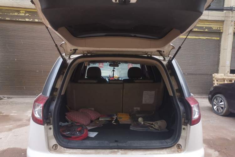 Used Geely Auto GX7 2012 2.4L Automatic Executive Version
