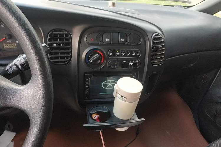 Used JAC Refine 2015 2.0L Shuttle Gasoline Long-Wheelbase Standard Version HFC4GA3-3D
