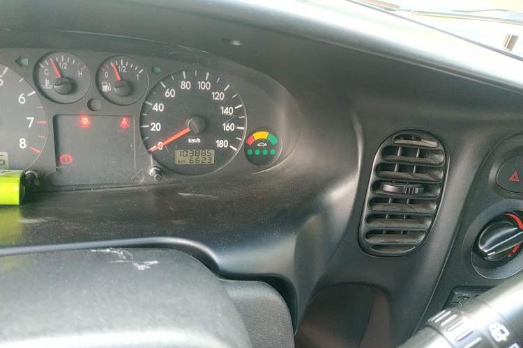 Used JAC Refine 2015 2.0L Shuttle Gasoline Long-Wheelbase Standard Version HFC4GA3-3D
