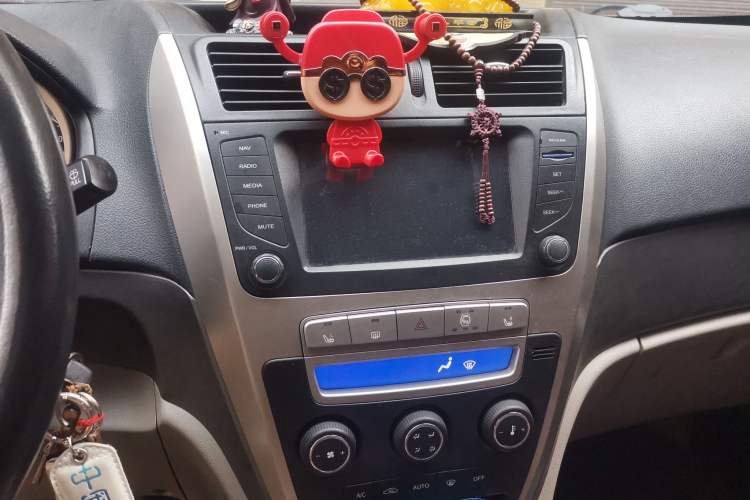 Used Geely Auto GX7 2012 2.4L Automatic Executive Version
