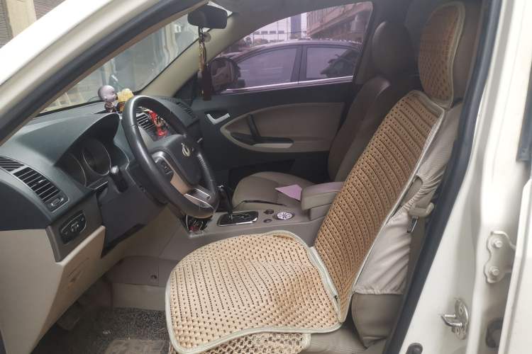 Used Geely Auto GX7 2012 2.4L Automatic Executive Version
