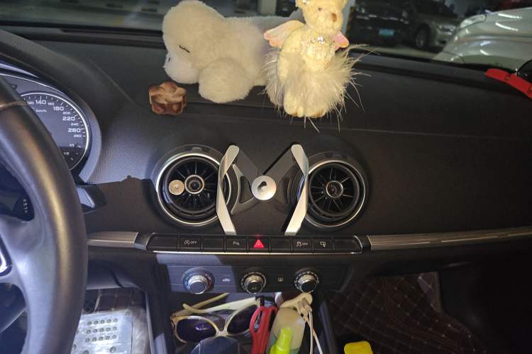 Used Audi A3 2015 Limousine 35 TFSI Millionth Anniversary Intelligent Leading Model
