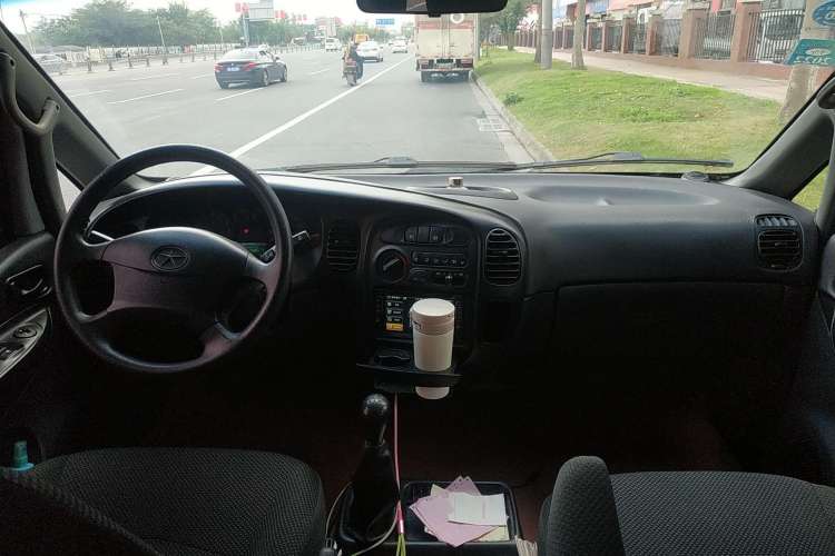 Used JAC Refine 2015 2.0L Shuttle Gasoline Long-Wheelbase Standard Version HFC4GA3-3D
