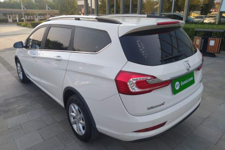 Used Baojun 310W 2017 1.5L Manual Fashion Edition China VI
