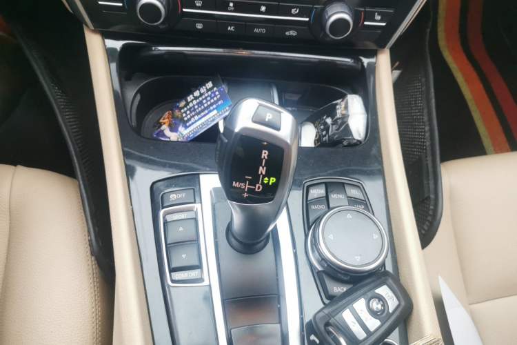 Used BMW 5 Series GT 2014 528i Leading Model