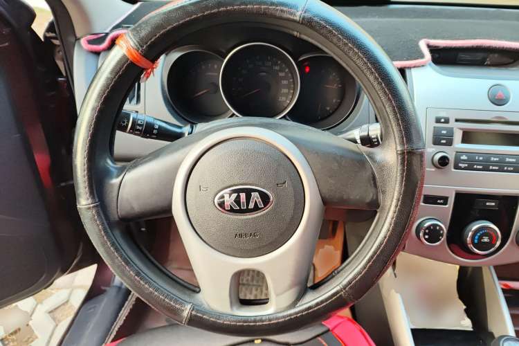 Used Kia Forte 2014 1.6L MT GL
