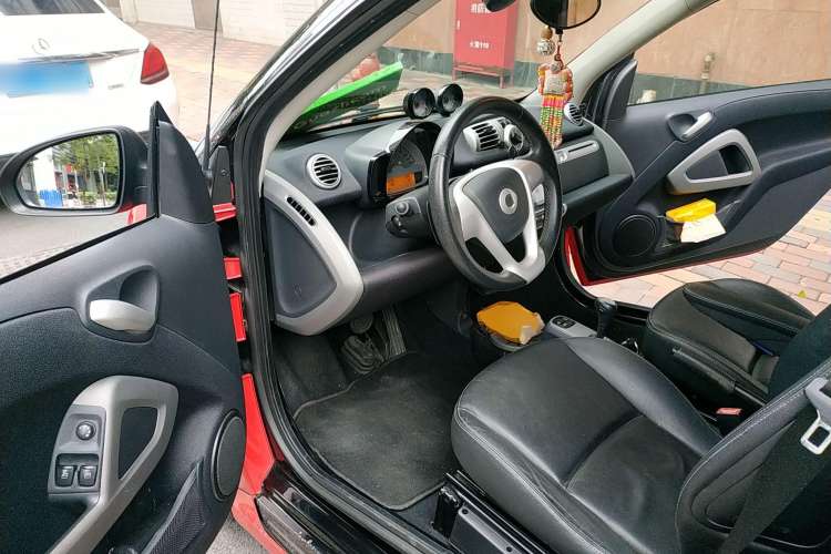 Used smart fortwo 2011 1.0T Convertible Passion Edition
