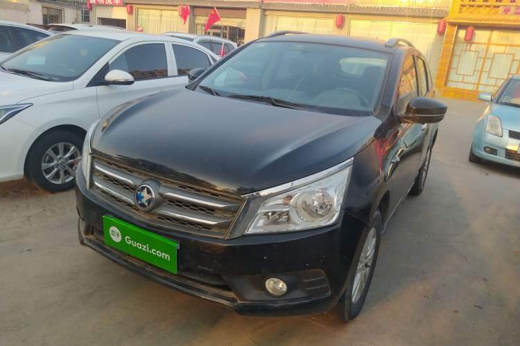 Used Venucia T70 2015 2.0L CVT Smart Choice Edition