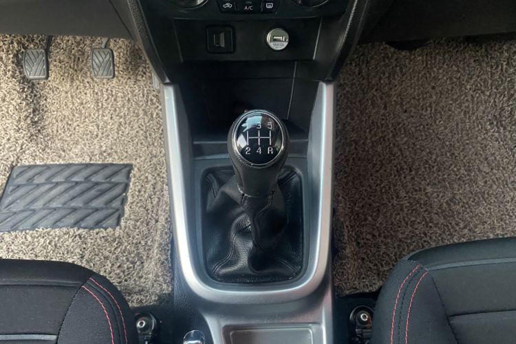 Used Suzuki Vitara 2016 1.6L Manual Two-Wheel Drive Entry-Level Trim