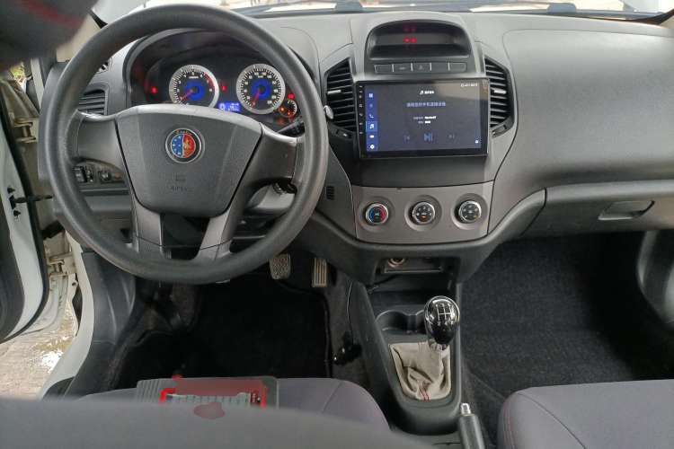 Used Geely Auto Diamond 2014 Sedan 1.5L Manual Entry-Level Model
