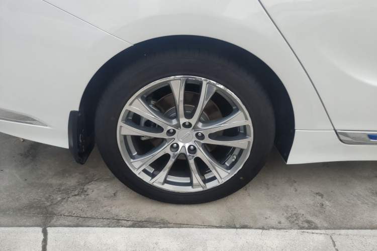 Used Geely Auto Emgrand GT 2020 1.5T MHEV Yaozun Edition