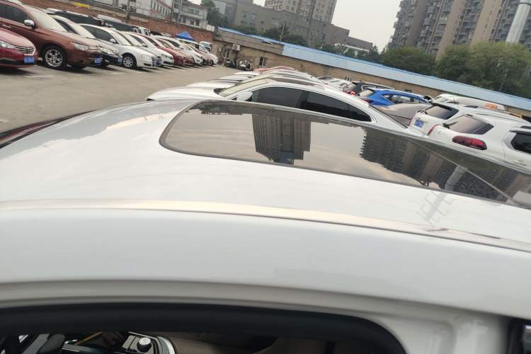 Used Geely Auto Emgrand GT 2020 1.5T MHEV Yaozun Edition