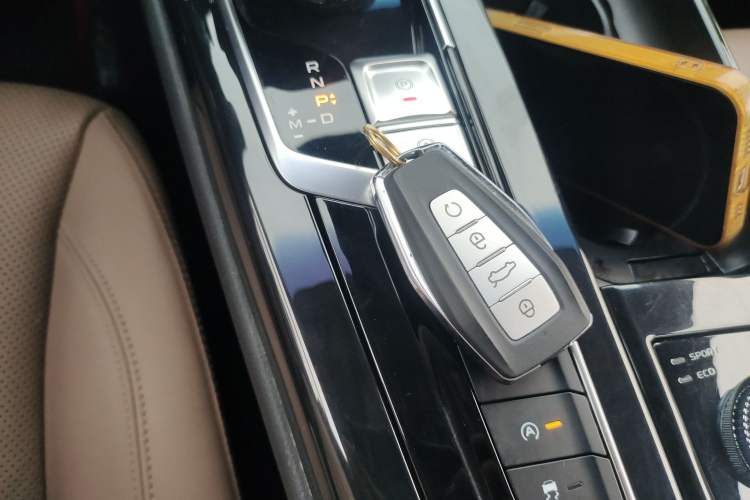 Used Geely Auto Emgrand GT 2020 1.5T MHEV Yaozun Edition