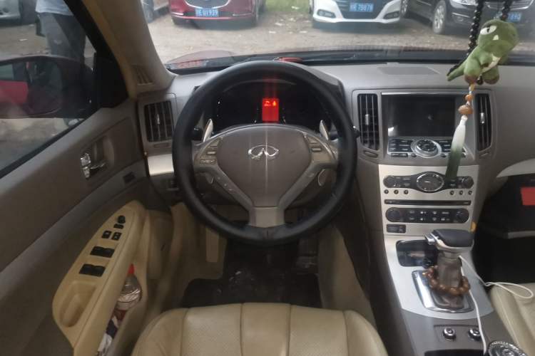 Used Infiniti G Series 2009 G37 Steering Wheel